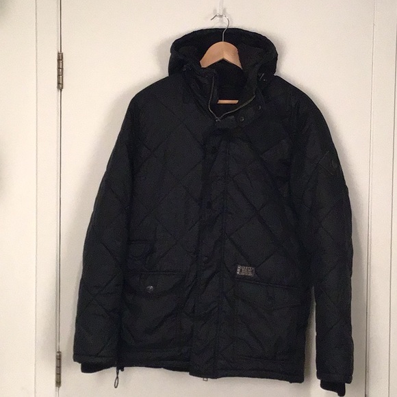 Hurley quilted coat with hoodie and fleece on the inside. Size medium. - Picture 2 of 13